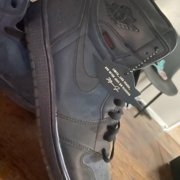 Air Jordan 1 High Zoom "Fearless" sneakers - Picture 3 of 6